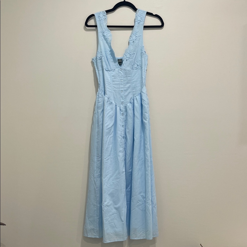 Elegant Light Blue Sleeveless Dress
